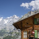 La secousse qui s'est produite à 12h52 près de Mürren BE a pu être ressentie dans toute la Suisse. KEYSTONE/PETER SCHNEIDER